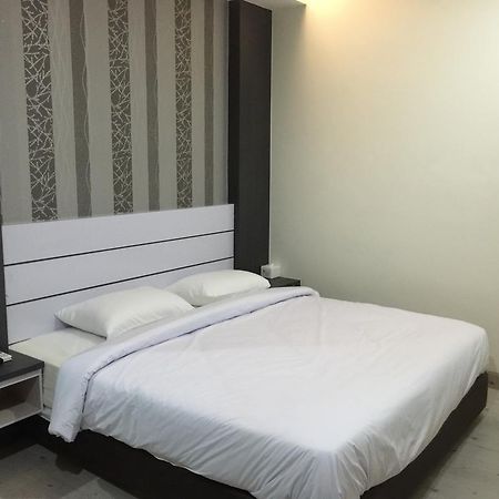 Redlink Hotel Batam Zewnętrze zdjęcie