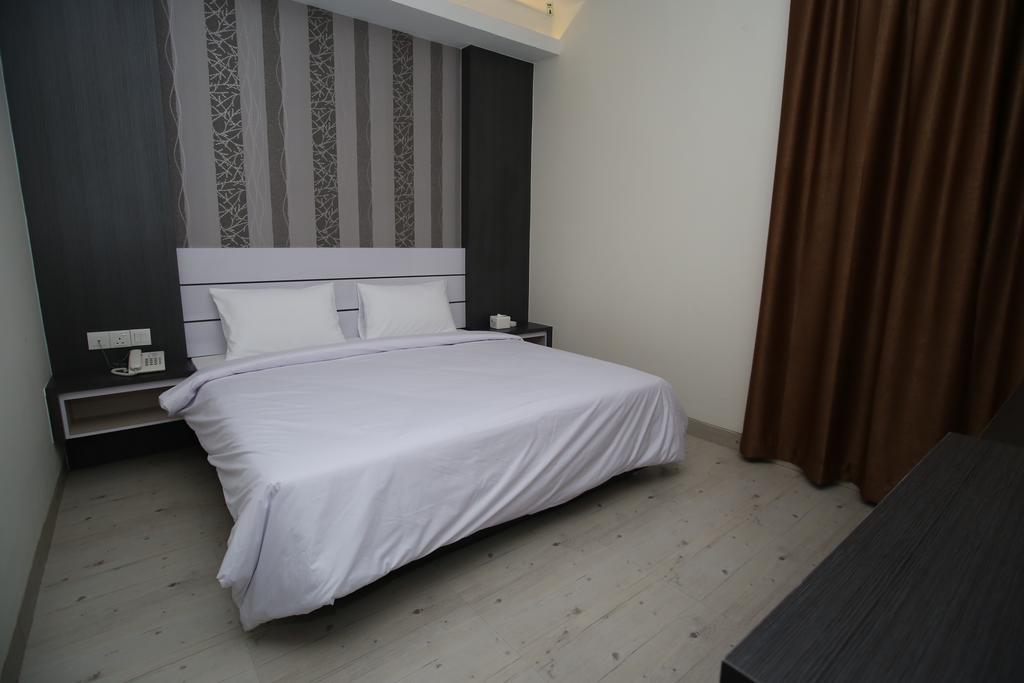Redlink Hotel Batam Zewnętrze zdjęcie