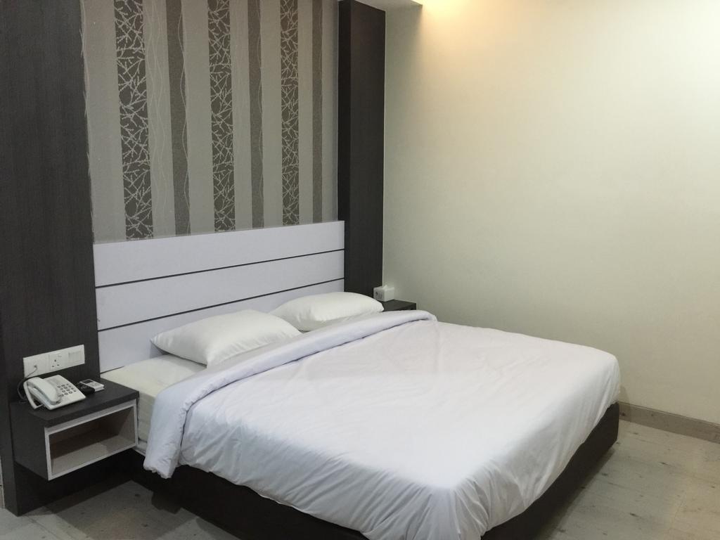 Redlink Hotel Batam Zewnętrze zdjęcie